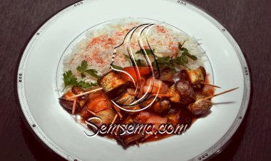 يخنة الباذنجان المحشي مع الكفتة