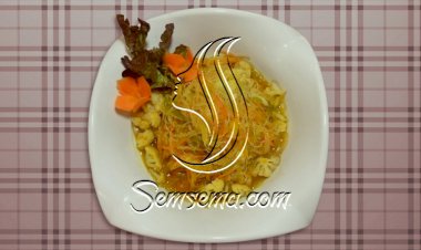 نودلز بالخضار من المطبخ الآسيوي