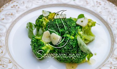 بروكلي مشوي بالليمون والثوم لمقبلات مميزة