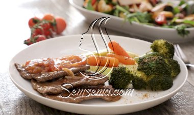 ستيك بالطماطم والثوم بالفيديو