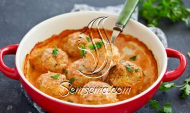 كرات اللحم بالكريمة والطماطم