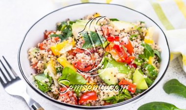 سلطة الكينوا بالخضار شهية وصحية