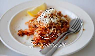 مكرونة بالطماطم المجففة