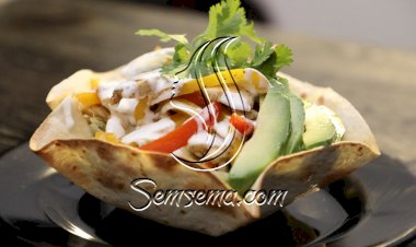 سلطة فاهيتا الدجاج المبتكرة بالفيديو