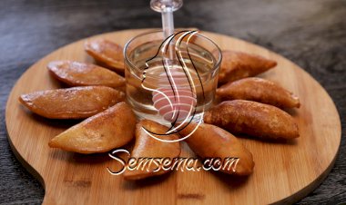 القطايف بالجبنة والفستق الحلبي بالفيديو