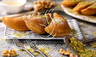 قطايف بالفرن بالمكسرات