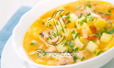 شوربة البطاطس بالدجاج