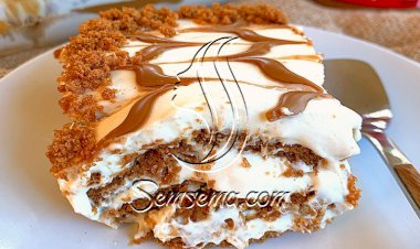 حلى اللوتس الشهي