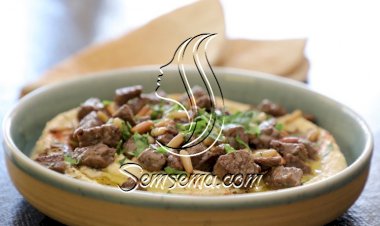 الحمص باللحم مثل المطاعم