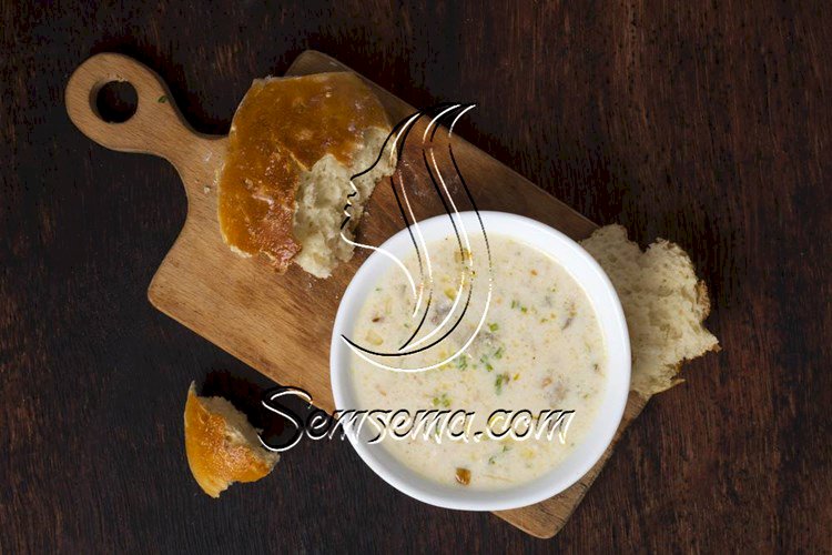 طريقة عمل شوربة مشروم بالشعيرية