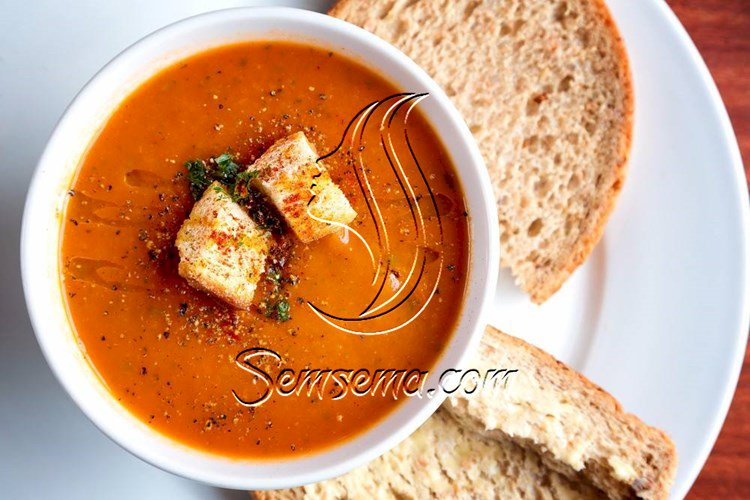 طريقة عمل شوربة الطماطم والجزر