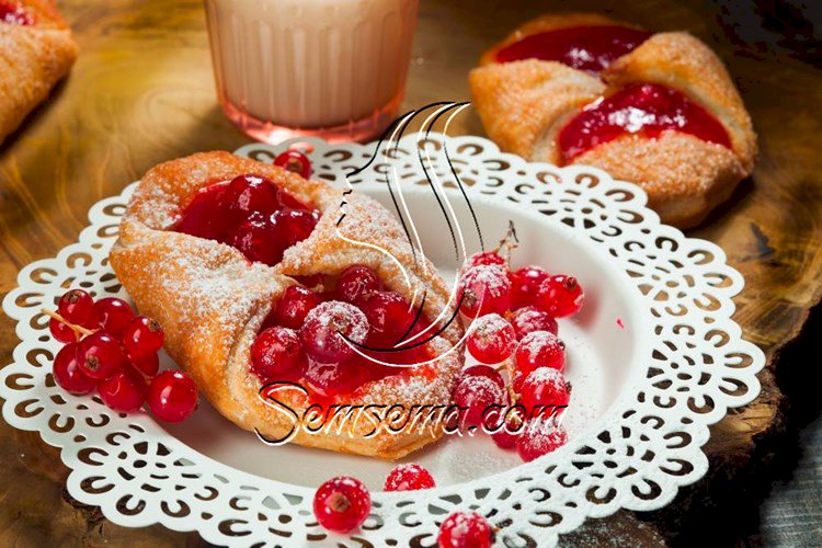 طريقة عمل دنش بمربى الكرز
