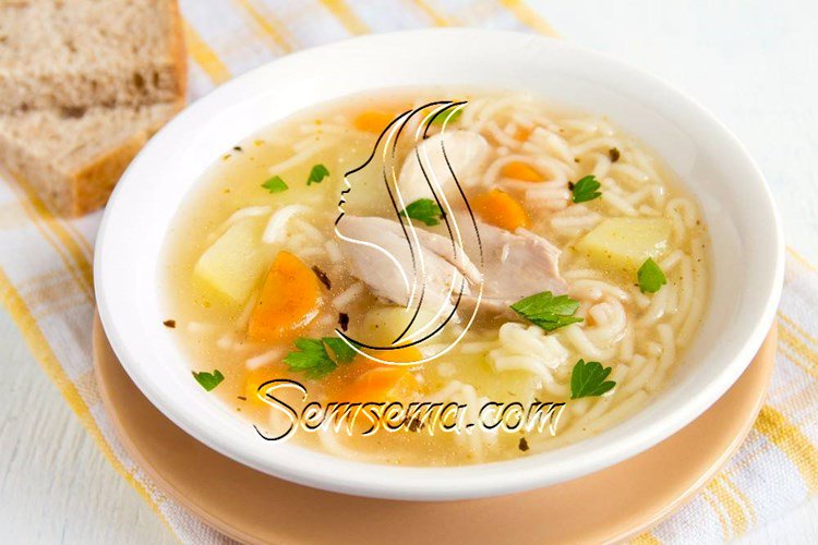 طريقة عمل شوربة الدجاج من المطبخ اليوناني