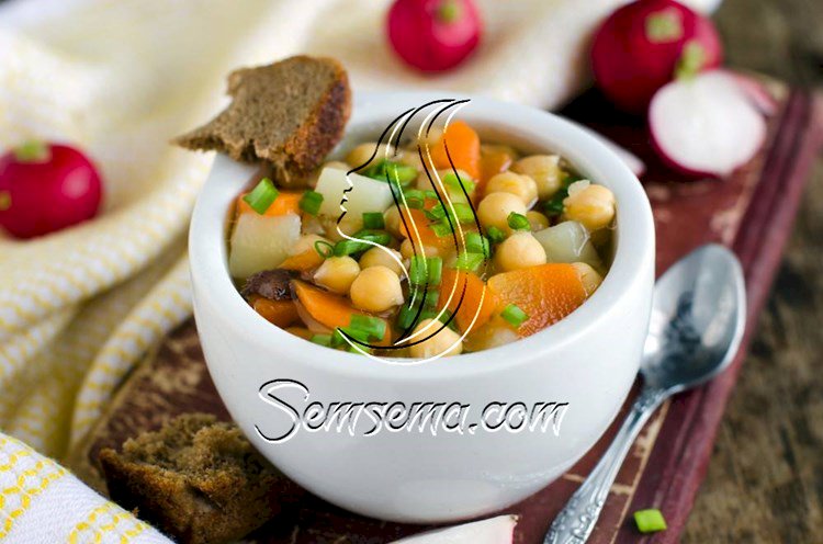 طريقة عمل شوربة خضار بالحمص