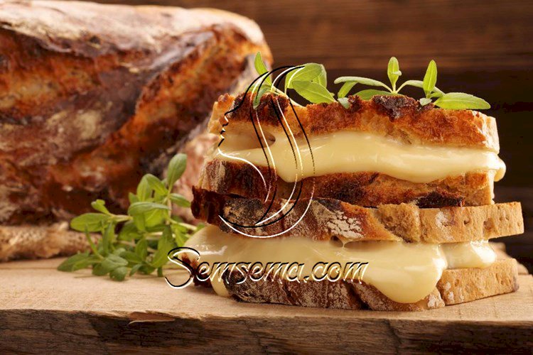 طريقة عمل ساندويتش الجبن الرومي المحمص