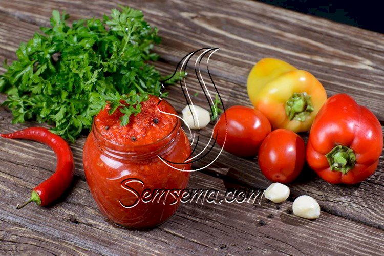 طريقة عمل صوص الطماطم بالثوم