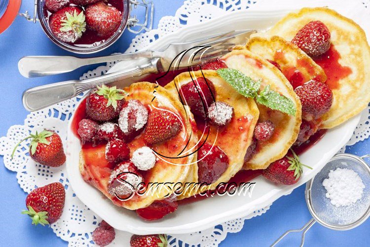 طريقة عمل بان كيك بمربى الفراولة