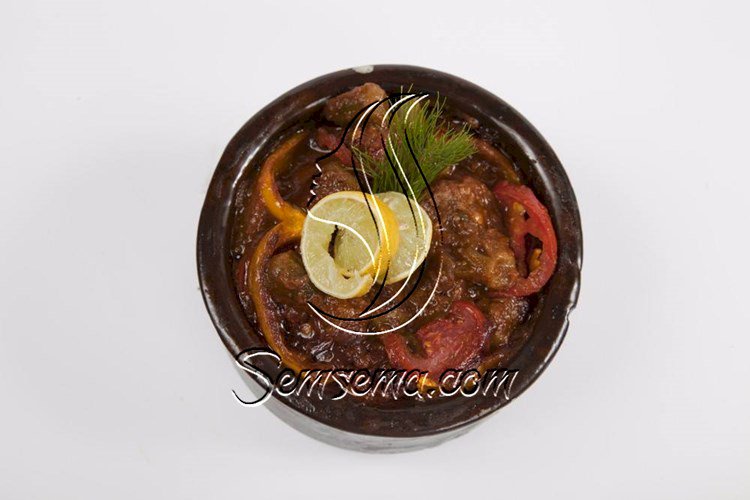 طريقة عمل طاجن بامية بالموزة الضأني