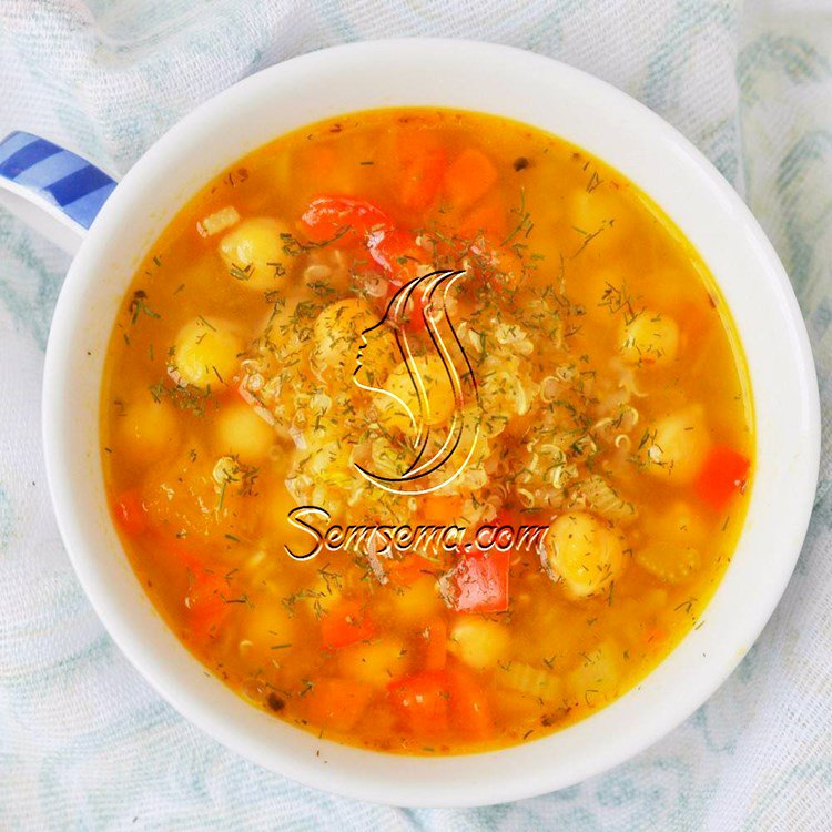 طريقة عمل شوربة الحمص بالثوم