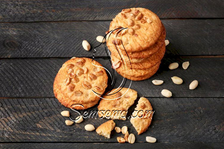 طريقة عمل كوكيز الفول السوادني