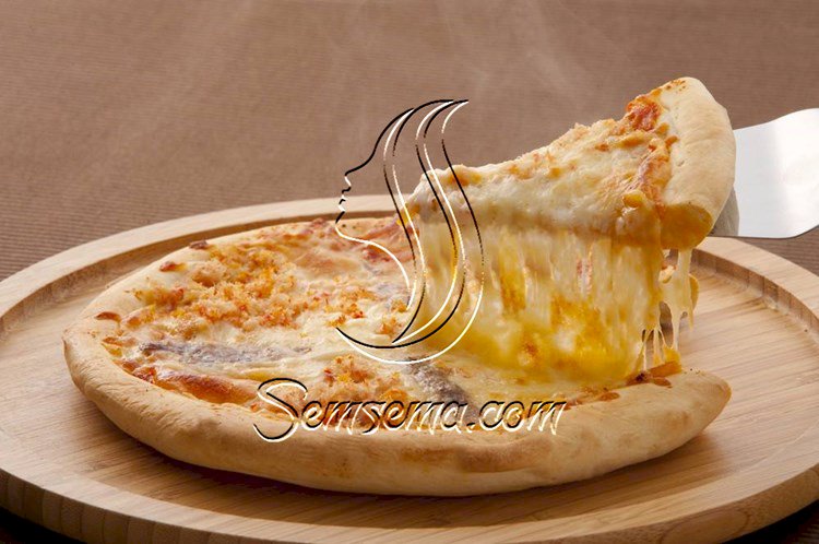 طريقة عمل بيتزا نابولي للشيف أسامة