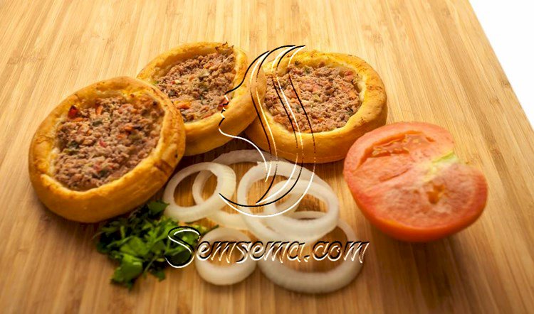 طريقة عمل لحم بعجين السورية