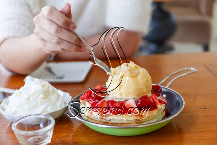 طريقة عمل بان كيك بالفراولة