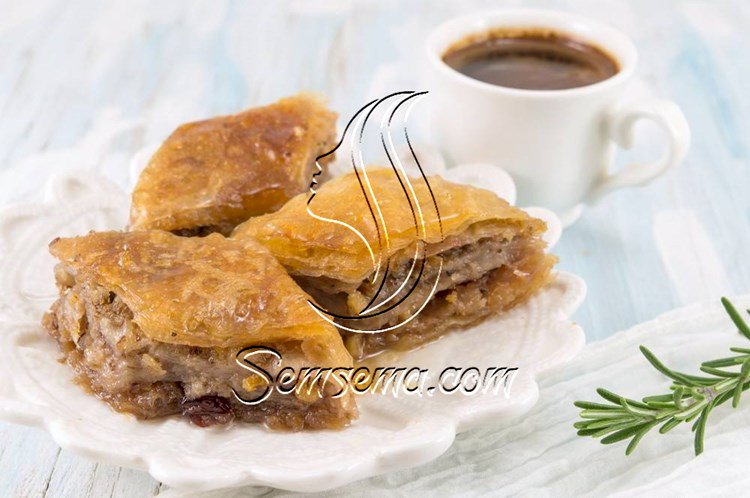 طريقة عمل جلاش بالسميد