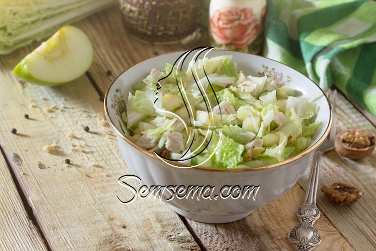 طريقة عمل سلطة الكرنب بالتفاح