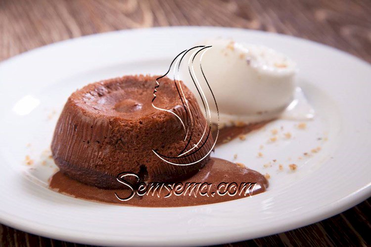 طريقة عمل سوفليه الشيكولاتة الذائبة