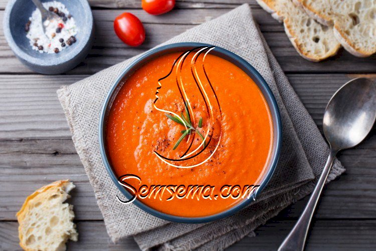 شوربة الطماطم المشوية