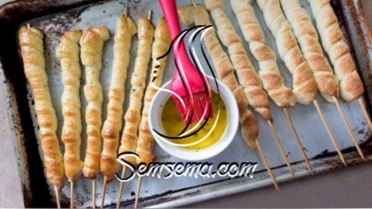 الخبز بالثوم على طريقة بيتزا هت وصفة جديدة