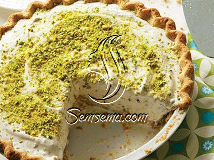طريقة عمل ايس كريم بالفستق الحلبي المطحون