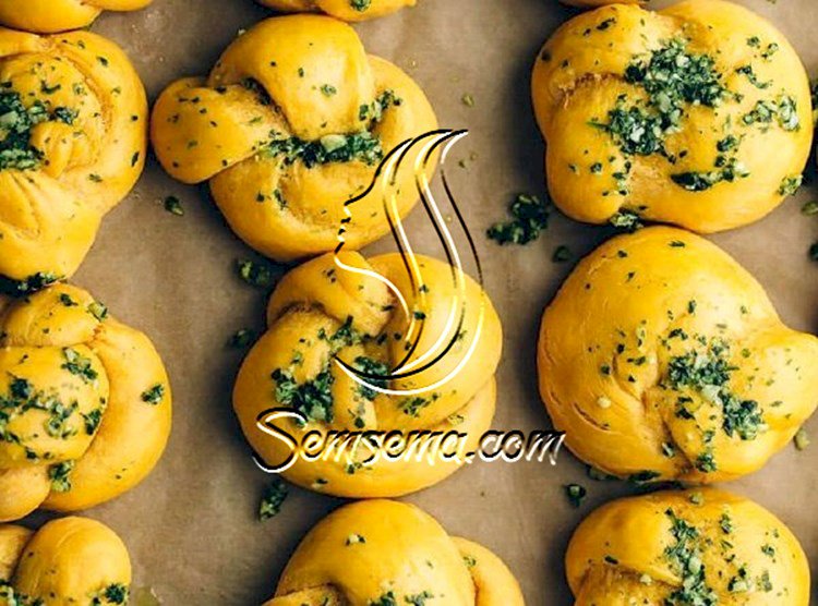 طريقة عمل معجنات البطاطا المهروسه بالثوم