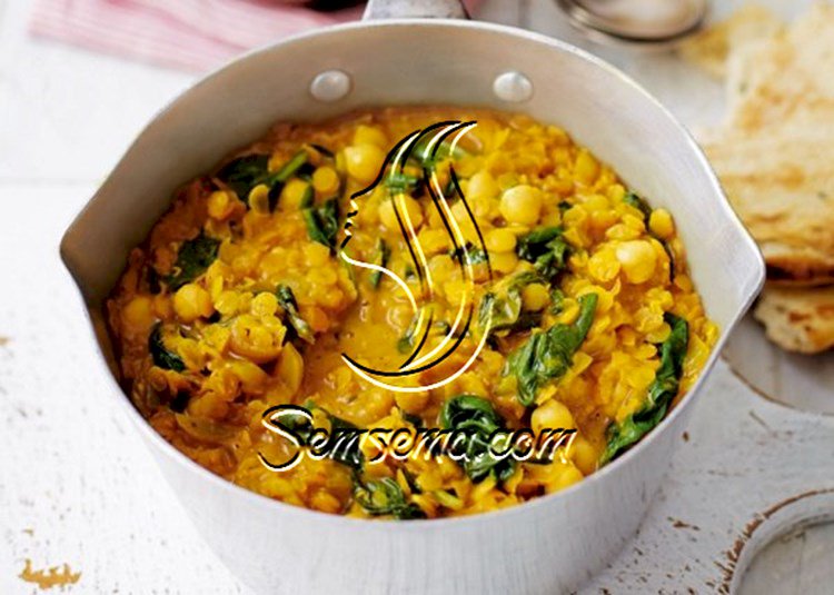 طريقة عمل شوربة السبانخ بالحمص