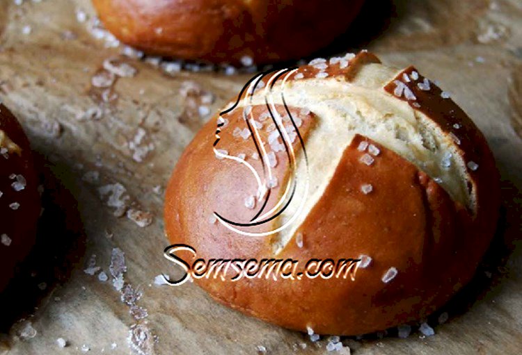 طريقة عمل خبز بريتزل الاصلي