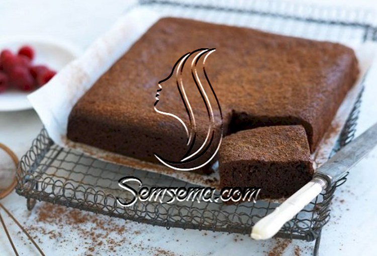 طريقة عمل كيكة الشوكولاته الاسفنجية بدون زبدة