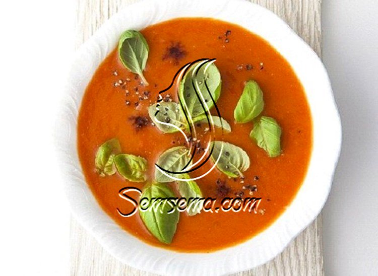 طريقة عمل شوربة الفلفل الاحمر المشوي