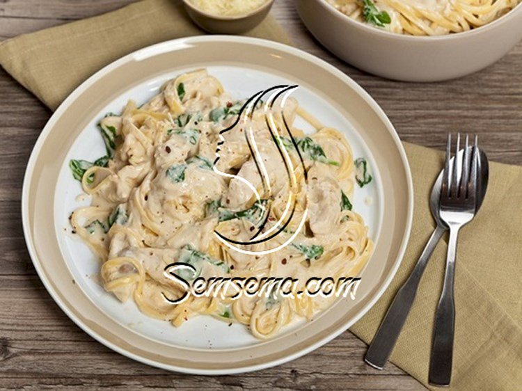 طريقة عمل المكرونة بالكريمة البيضاء