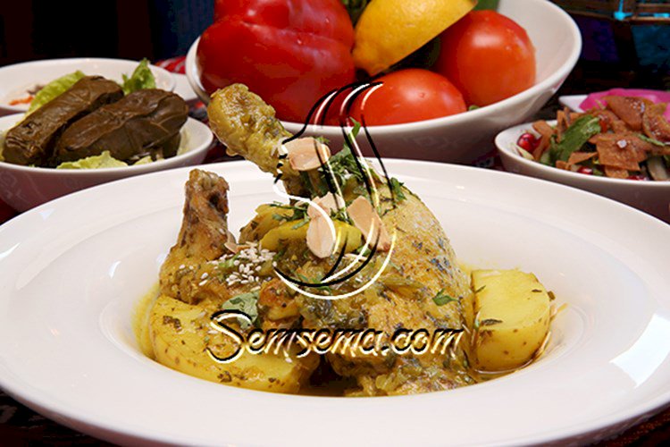 طاجن دجاج بالليمون والزيتون.. من المطبخ المغربي